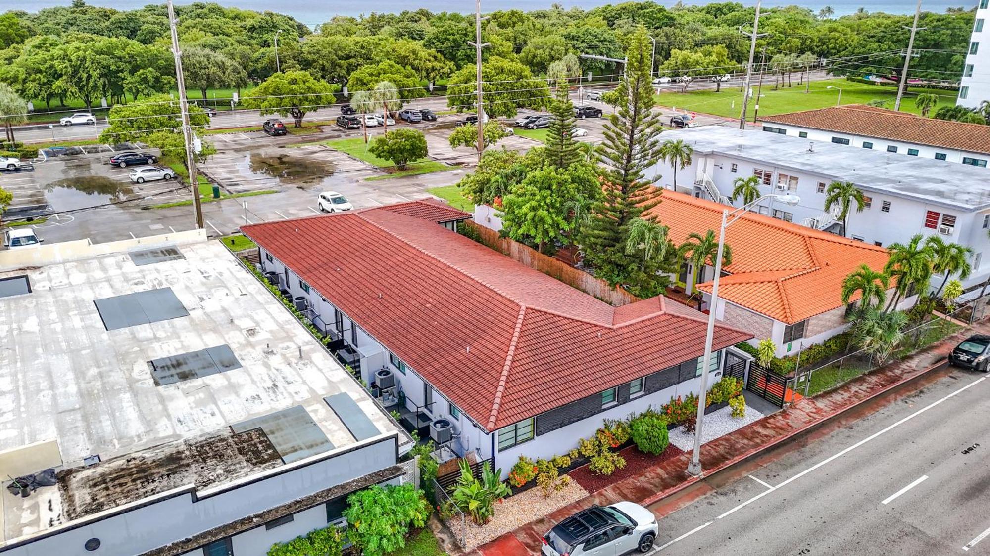 Los Patios Home Suites, Miami Beach